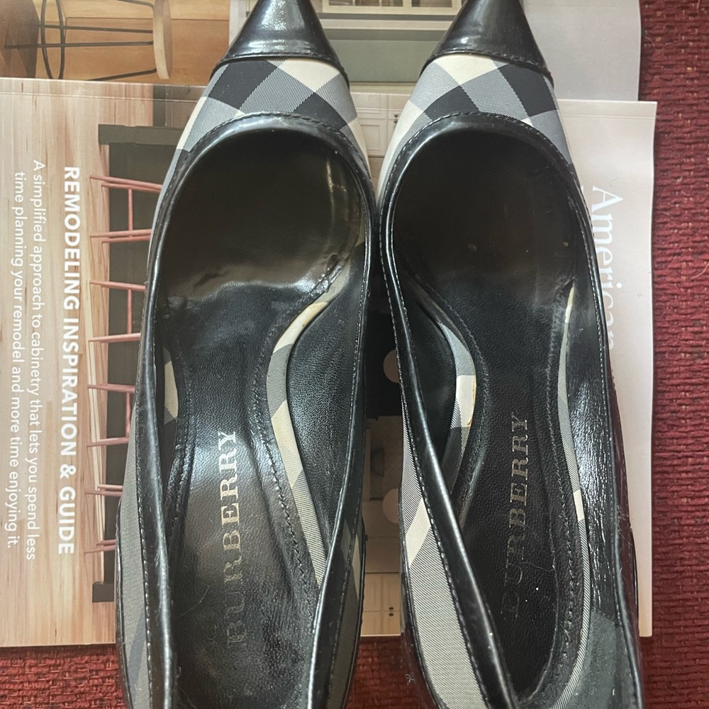Burberry Checkered Black and Cream Heels - Picture 11 of 13